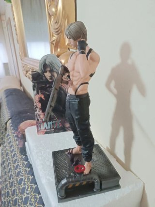 Figura Leon S Kennedy Coleccionista