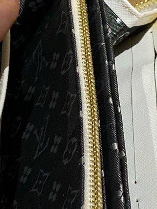 Cartera Louis Vuitton Monogram Blanca y Negra
