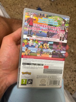 Pacchetto Nintendo Switch + 4 Giochi