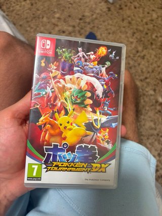 Pacchetto Nintendo Switch + 4 Giochi