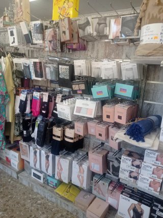 Góndolas y espalderas para comercio