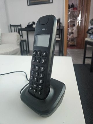 Teléfono Inalámbrico Alcatel D135 Negro