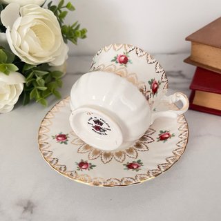 Taza y plato porcelana inglesa Rosina