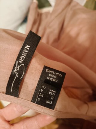 Camisa sedosa con encaje