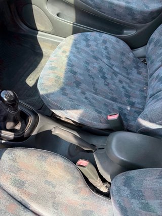 Hyundai Lantra 2001