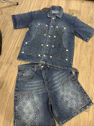 Completo Louis Vuitton qualsiasi taglia disponibil