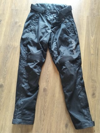 Pantalón de moto negro