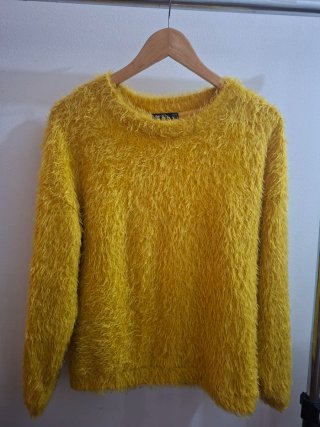 Jersey Bershka amarillo talla M