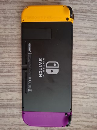 Nintendo Switch + Funda