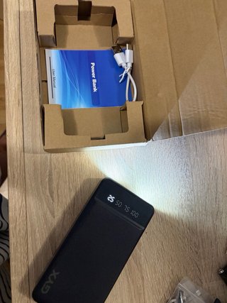 GYX Power Bank Cargador Portátil con linterna