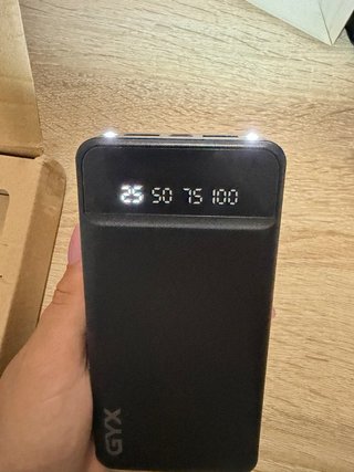 GYX Power Bank Cargador Portátil con linterna