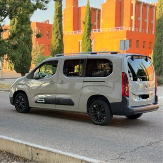 Citroen Berlingo XL Pure Tech 130 cv 7 plz Auto