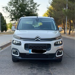 Citroen Berlingo XL Pure Tech 130 cv 7 plz Auto