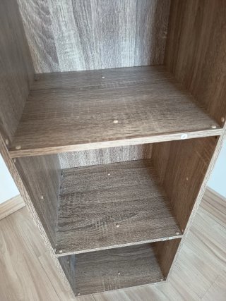 Estantería 4 cubos madera marrón con fondo