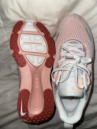 Nike Vomero 18 Mujer Rosa/Blanco