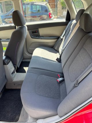 KIA Cerato 2003