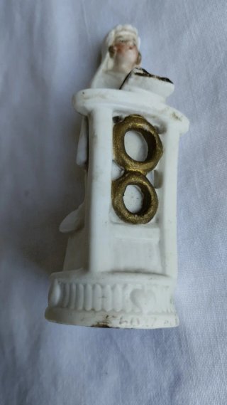 Figura año 1941 Porcelana religiosa antigua