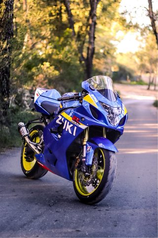 Suzuki GSXR 750
