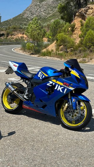 Suzuki GSXR 750