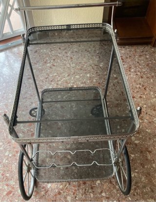 Carrito bar vintage. Cristal - metal