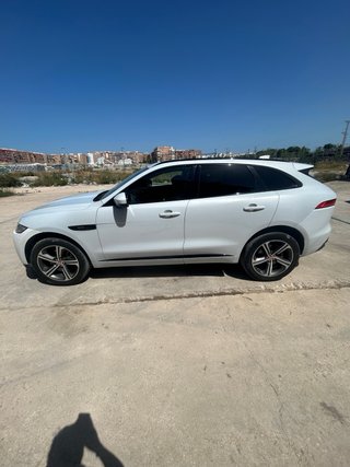 Jaguar F-Pace 2017