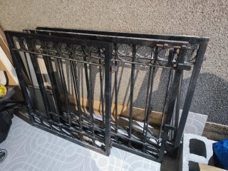 Puertas de hierro macizo