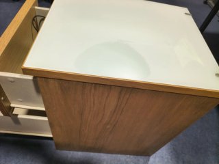 Mesitas de noche madera y cristal