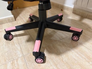 Silla Gaming Titán Negra y Rosa