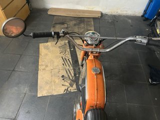 Mobylette Campera Histórica Naranja