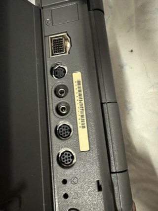 Apple PowerBook 145B Gris