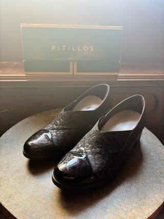 Mocasines Pitillos Negros Talla 39