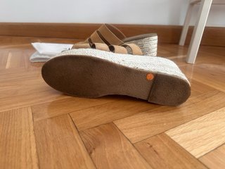 Alpargatas cuña Slowlove beige talla 39