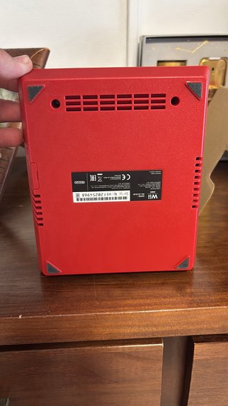 Nintendo Wii Mini Roja + 2 Juegos