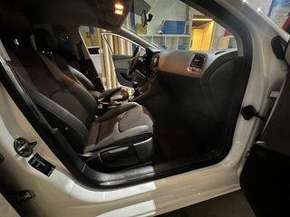 SEAT Leon 2014 Mk3 TDI 110cv