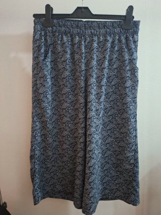 Pantalón estampado paisley azul y blanco