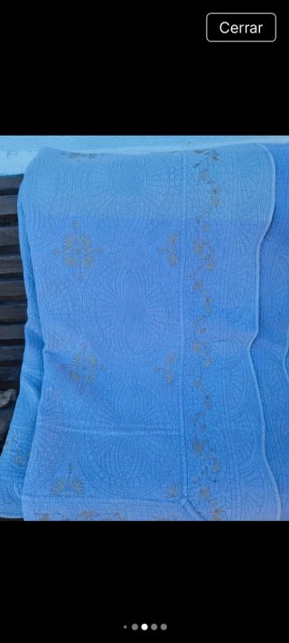 Colcha Zara Home Bordada Azul