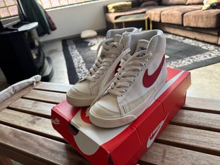 Nike Blazer Mid '77 Athletic Club Rojo Blanco