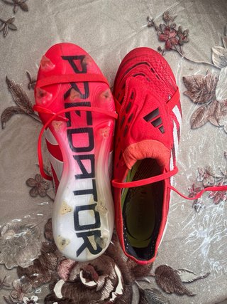 Botas de fútbol Adidas Predator Rojas