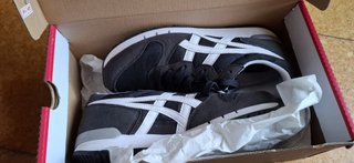 Scarpe Onitsuka Tiger nere e bianche