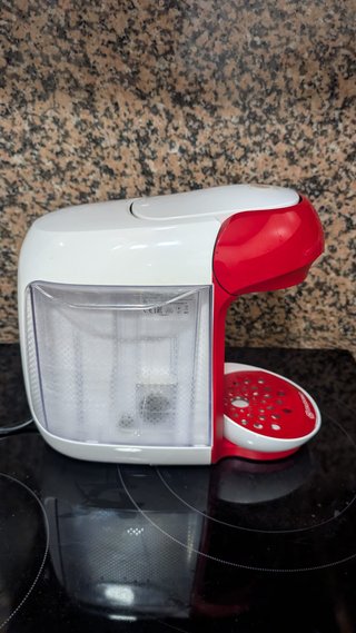 Cafetera Tassimo Bosch 0.7L Roja y Blanca