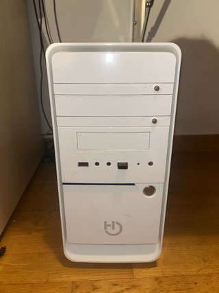 Torre PC Blanca