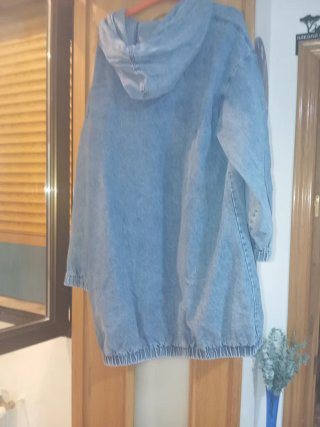 Vestido vaquero tipo sudadera