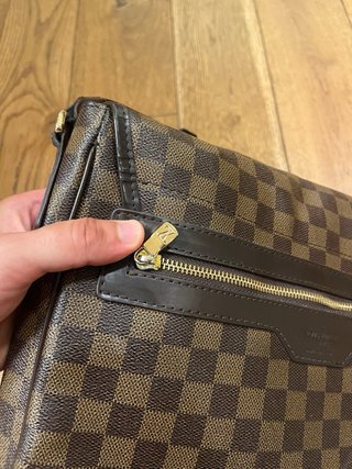 Borsa Louis Vuitton Bastille a tracolla