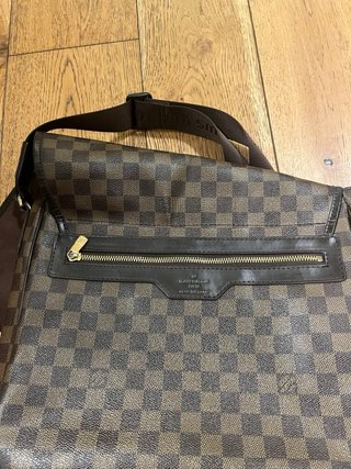 Borsa Louis Vuitton Bastille a tracolla