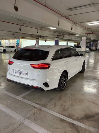 Kia Ceed Tourer 2022 1.6 CRDi MHEV 136 CV