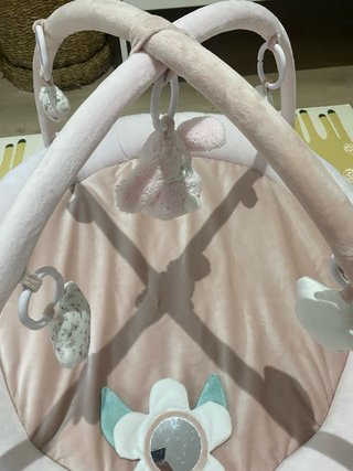 Manta gimnasio para bebé con juguetes Cotton Juice