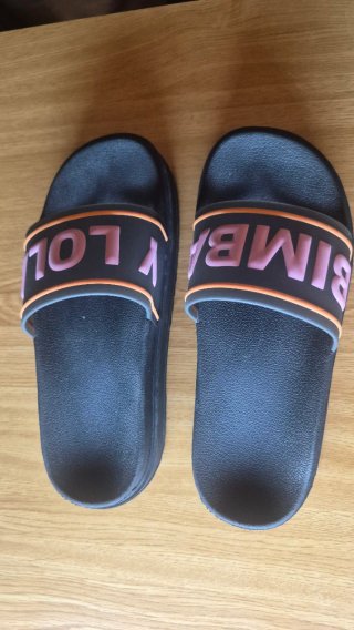 Sandalias Bimba y Lola Negras y Rosas originales