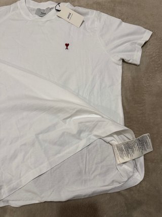 ¡¡¡PRECIO NEGOCIABLE!!! Camiseta Ami Paris Blanca