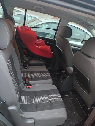 Volkswagen Touran 2009