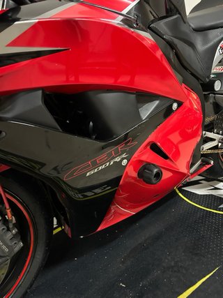 Honda CBR600RR PC40